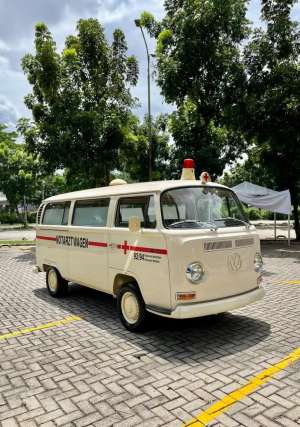 Jual bekas Vw Combi Original Ambulance 1970,lokasi di Jakarta Selatan