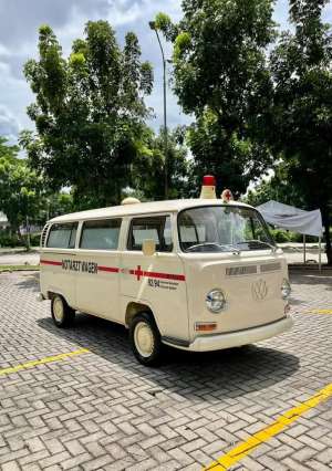 Jual bekas VW Combi Original Ambulance 1970,lokasi di Jakarta Selatan