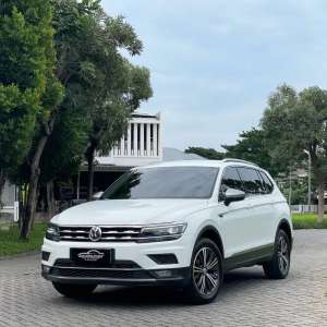 Jual bekas VW Tiguan Allspace 2020 Km40rb Like New,lokasi di Surabaya Kota
