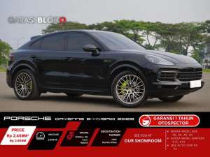 Jual bekas Warr ON Porsche Cayenne E-Hybrid Coup Platinum Edition 20232025,lokasi di Jakarta Selatan