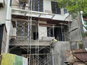 woodland citraland lokasi di Surabaya Kota, tersedia melalui melalui situs Olx