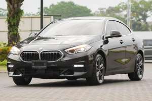 Jual bekas WoW odo 2ribu BMW 218i Sport Line Gran Coupe 2022 320i a200 x1 c200,lokasi di Jakarta Selatan