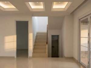 WTS Dijual Rumah Granada Alicante Gading Serpong lokasi di Tangerang Kota, tersedia melalui melalui situs Olx