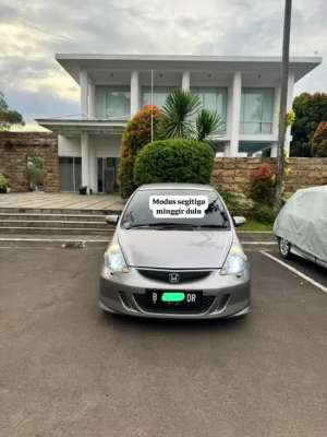Jual bekas WTS HONDA JAZZ GD3 VTEC 2007 LOW KM RECORD,lokasi di Tangerang Selatan Kota