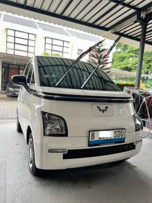 Jual bekas Wuling Air Ev lite Long Range 300,lokasi di Jakarta Barat