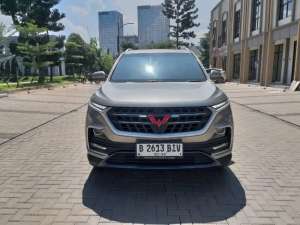 Jual bekas WULING ALMAZ EXCLUSIVE 1.5 5 SEATER 2019,lokasi di Tangerang Selatan Kota