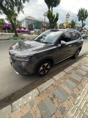 Jual bekas Wuling Alvez 2024 Bensin,lokasi di Medan Kota