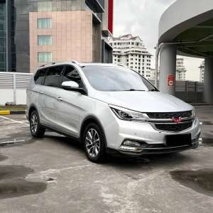 Jual bekas WULING CORTEZ TLUX 1.5 AT 2022,lokasi di Jakarta Selatan