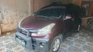 Jual bekas Xenia Attivo 2012,lokasi di Tangerang Selatan Kota