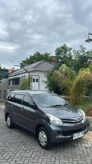 Jual bekas XENIA LOW KM RECORD ISTIMEWA,lokasi di Sleman Kab.