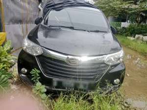 Jual bekas Xenia R MT 201615 New Model Hitam Cash,lokasi di Jakarta Pusat