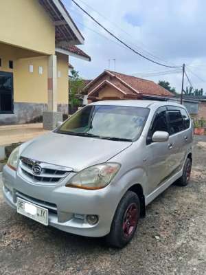 Jual bekas Xenia xi 1,3 thn 2009,lokasi di Lampung Utara Kab.