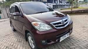 Jual bekas Xenia xi 2011 masih ori,lokasi di  