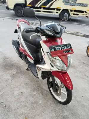 Jual bekas XEON 125 WARNA MERAH TAHUN 2012,lokasi di Jakarta Selatan
