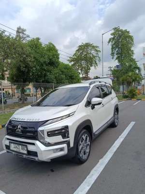 Jual bekas Xpander cross 2023 km low,lokasi di Surakarta Kota