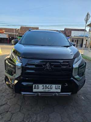 Jual bekas Xpander cross matic tahun 2024,lokasi di Surakarta Kota