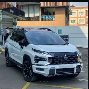 Jual bekas Xpander cross new model,lokasi di Bandung Kota