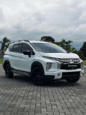 Jual bekas Xpander Cross Rockford Fosgate 2022,lokasi di Banyumas Kab.