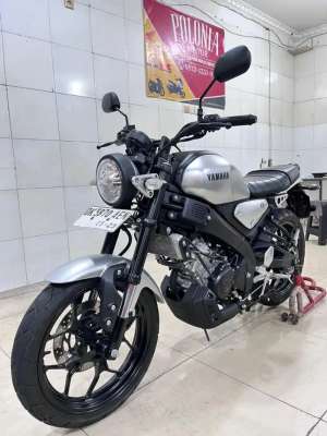 Jual bekas XSR 155 2024 LOW KM ORI 9rb PJK ON 05-26 FULL ORI GRESS MULUSS,lokasi di Jakarta Timur
