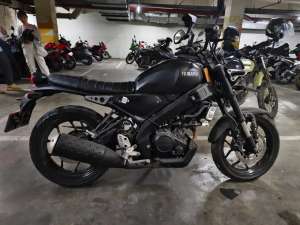 Jual bekas yamah xsr 2022 - gress siap touring ke planet mars,lokasi di Jakarta Barat