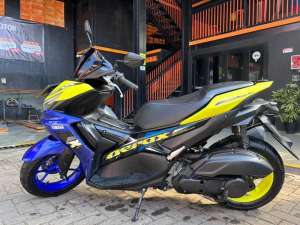 Jual bekas Yamaha Aerox 2023 masih mulus,lokasi di Tangerang Selatan Kota