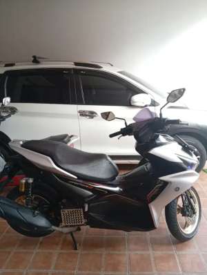 Jual bekas Yamaha Aerox th 2022 Abs mulus,lokasi di  ,Tangerang Kota