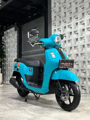 Jual bekas YAMAHA FAZZIO 2022 - Chintia Mustika,lokasi di  ,Malang Kota