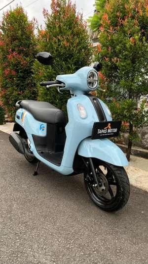 Jual bekas Yamaha Fazzio Neo 125 Keyless Thn 2025 KM 8rb,lokasi di Jakarta Selatan