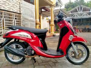 Jual bekas Yamaha Fino injeksi lengkap motor sehat keterangan detail dibawah,lokasi di Tangerang Kab.