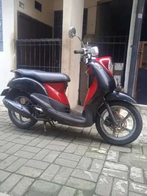 Jual bekas Yamaha Fino karbu th 2012 original ss komplit,lokasi di  ,Jakarta Selatan