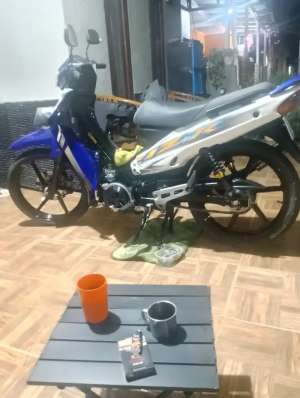 Jual bekas Yamaha fiz R 110 warna biru,lokasi di Bekasi Kota