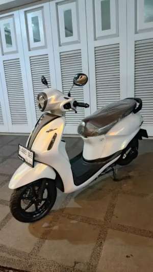 Jual bekas Yamaha Grand Filano Lux 125 2024,lokasi di Jakarta Timur