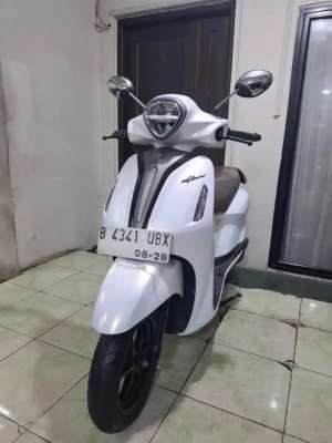 Jual bekas YAMAHA GRAND FILANO LUXURY 2023, TERMASUK BBN, ISTIMEWA,lokasi di Jakarta Timur