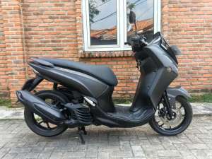 Jual bekas Yamaha Lexi 125 VVA 2020 Mulus Pajak on panjang,lokasi di Jakarta Selatan