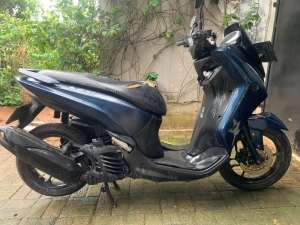 Jual bekas YAMAHA LEXI JUAL DIBAWAH HARGA PASARAN KONDISI APA ADANYA,lokasi di Depok Kota