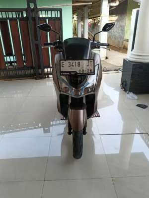 Jual bekas Yamaha Lexi plat E cirebon pajak on,lokasi di Bogor Kota