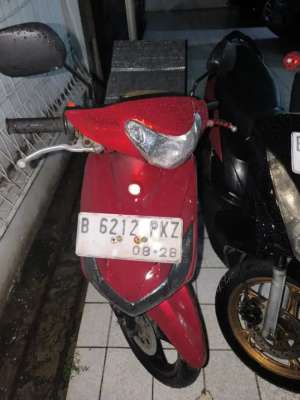 Jual bekas Yamaha mio 2007 warna merah bisa pinjam ktp,lokasi di  ,Jakarta Utara