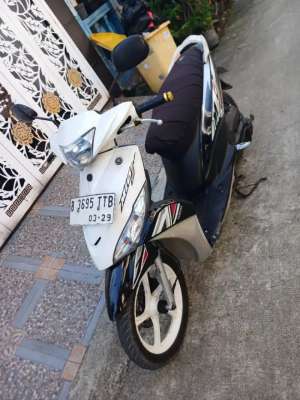 Jual bekas Yamaha Mio J 2013 ss lengkap mesin bagus plat B DKI,plat panjang 2029,lokasi di Bekasi Kota