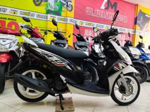 Jual bekas Yamaha Mio j tahun 2012,lokasi di Surabaya Kota