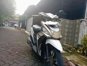 Jual bekas Yamaha Mio M3 125 Tahun 2016 Mulus Pajak Hidup,lokasi di Jakarta Barat