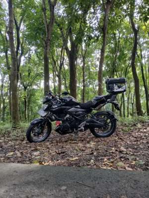 Jual bekas Yamaha MT25 Tahun 2015,lokasi di Surabaya Kota