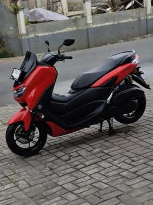 Jual bekas YAMAHA NEW NMAX 155 TYPE STD 2023 KM 10RB DP BISA 3JT,lokasi di Cimahi Kota