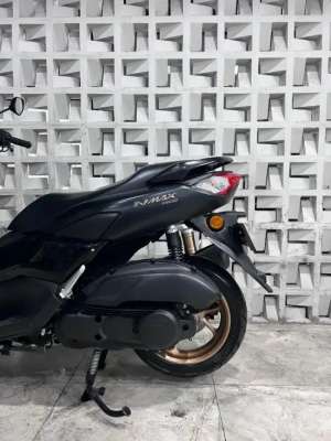 Jual bekas YAMAHA NEW XMAX 250 2025 - Chintia Mustika,lokasi di Malang Kota