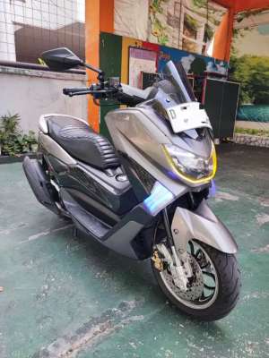 Jual bekas Yamaha Nmax 2015 Abu abu sudah modif,lokasi di  