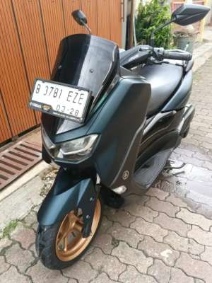 Jual bekas Yamaha Nmax Keyless Non ABS 2023 Mulus km low,lokasi di  ,Jakarta Selatan