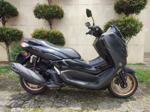 Jual bekas YAMAHA NMAX NEW TAHUN 2021,lokasi di Jakarta Barat