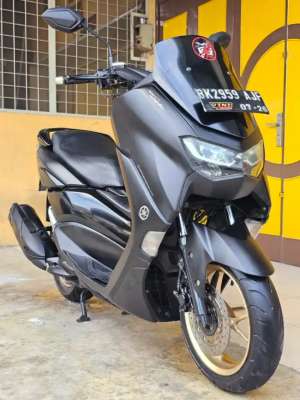 Jual bekas Yamaha NMAXNMAX 155 2020, Warna Black Premium Doff.,lokasi di Medan Kota
