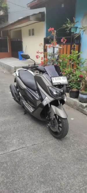 Jual bekas Yamaha nmax non abs 2016,lokasi di Tangerang Kota