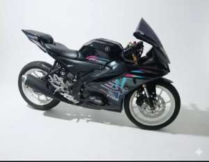 Jual bekas Yamaha R15 2022,lokasi di Tangerang Selatan Kota