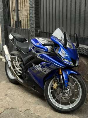 Jual bekas Yamaha R15 bu cepet,lokasi di Bandung Kota